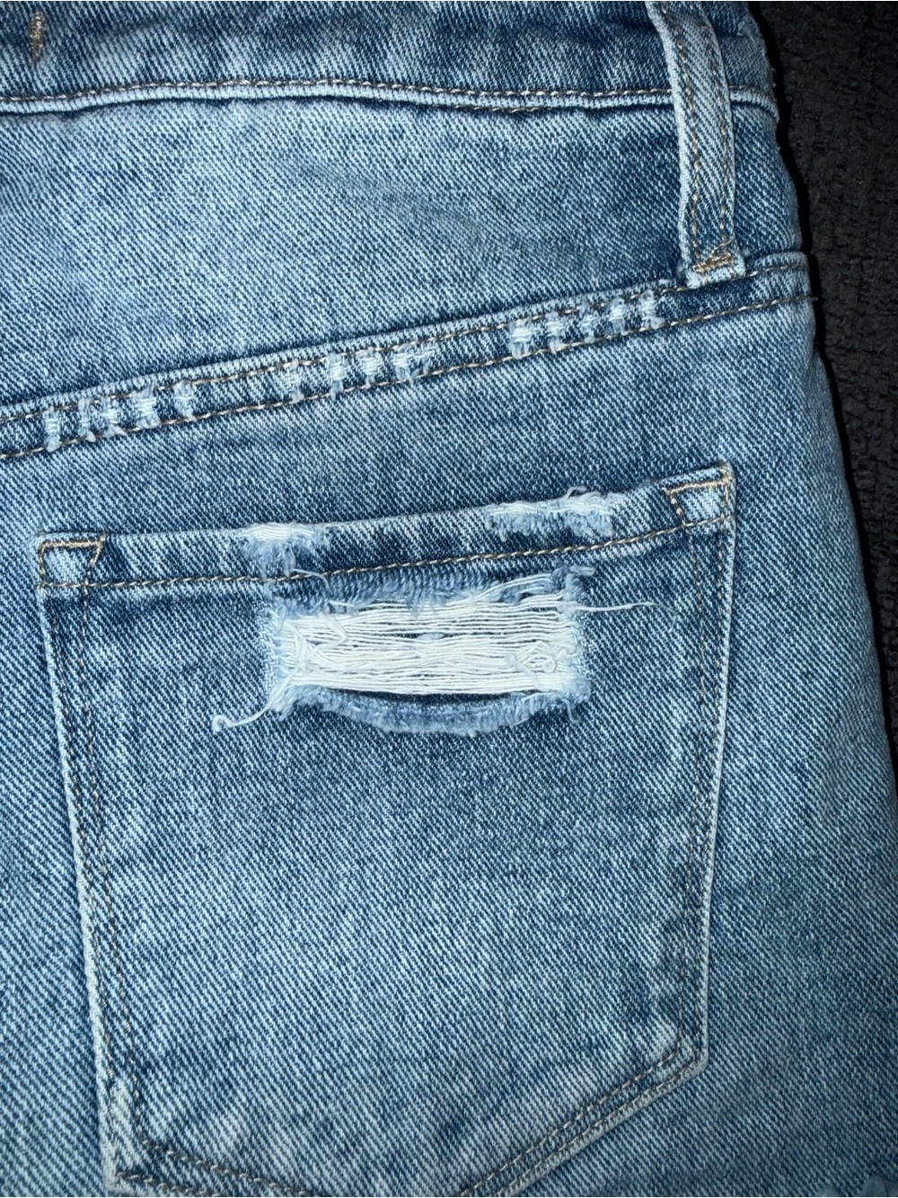 Klique B Distressed Cutoff Denim Shorts Size 27 High Rise Light Wash Jorts - Picture 9 of 12
